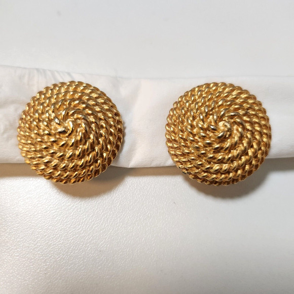 RJ Graziano Clip On Earrings Goldtone Womens Jewelry 1 inch round Vintage - Picture 1 of 11